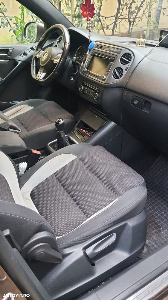 Volkswagen Tiguan 2.0 TDI 4Motion BMT Sport & Style - 4