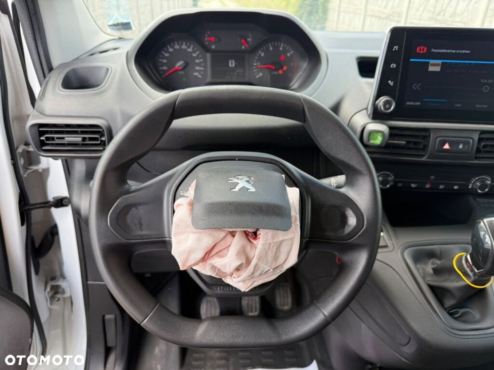 Peugeot Partner - 8