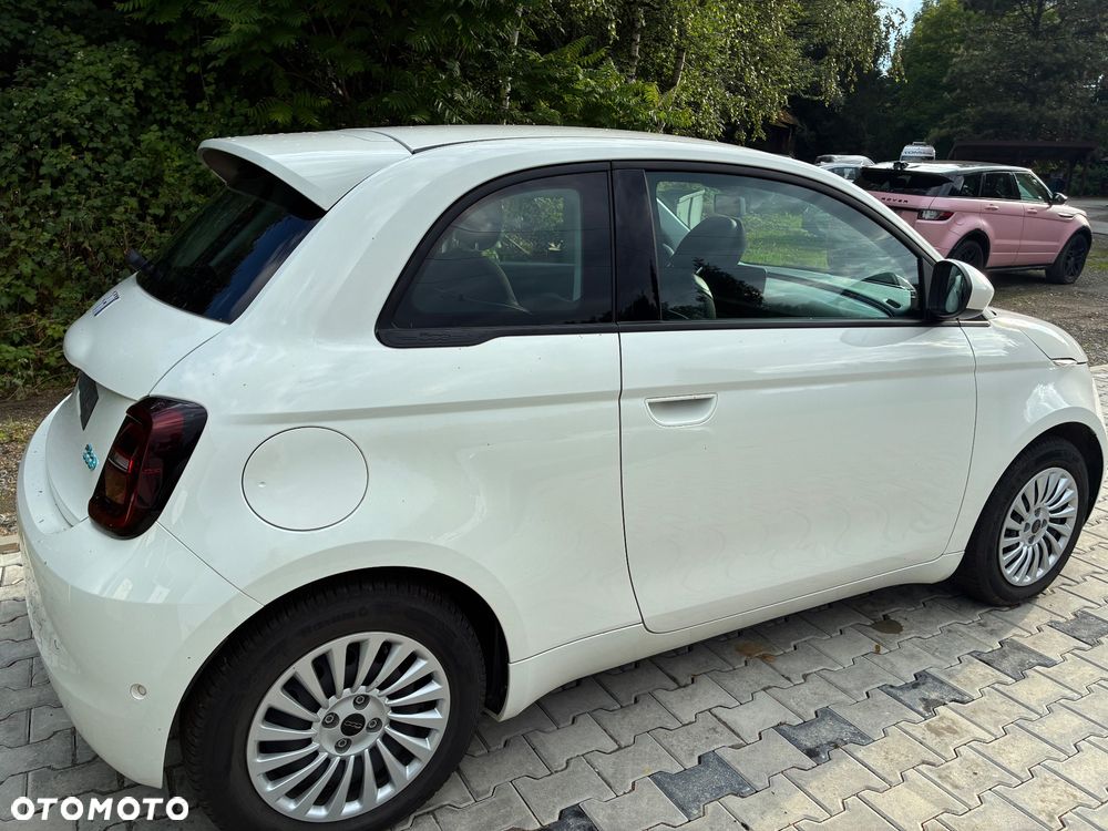 Fiat 500e - 4