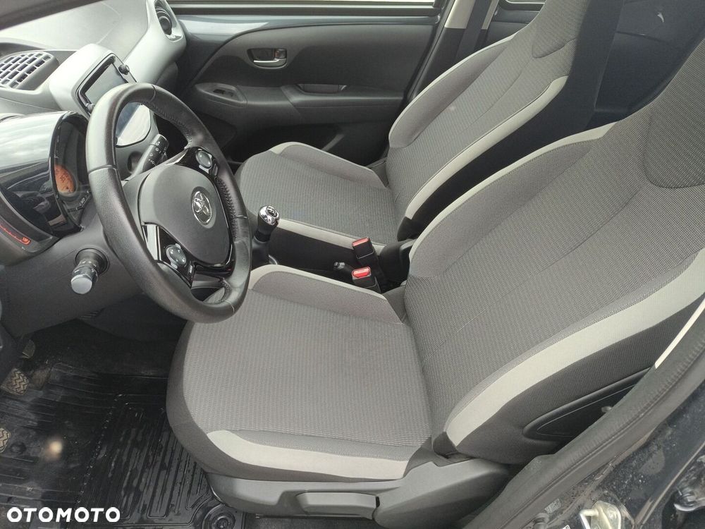 Toyota Aygo - 14