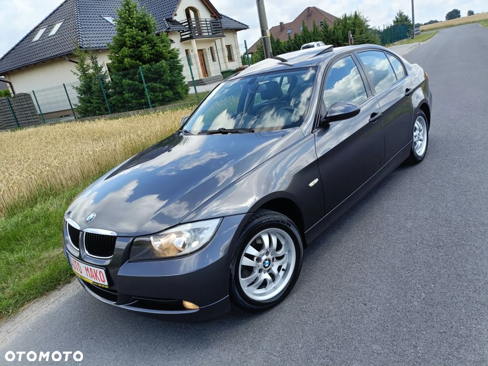 BMW Seria 3 - 32