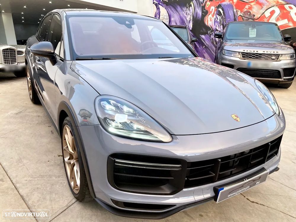 Porsche Cayenne Coupé Turbo - 47