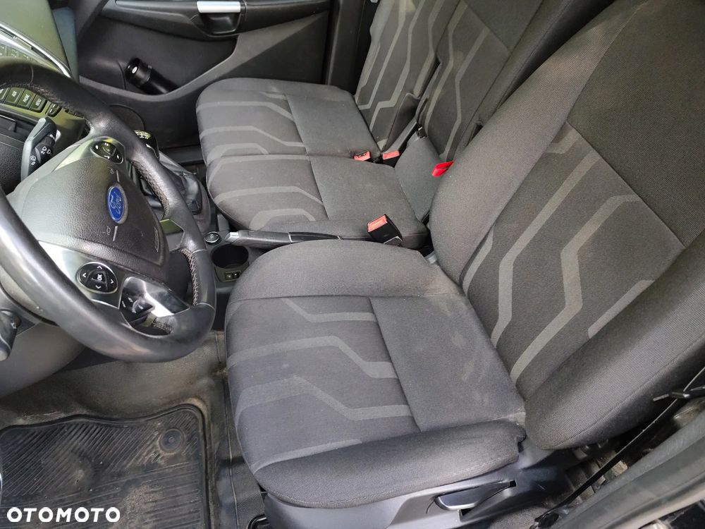 Ford Connect - 26