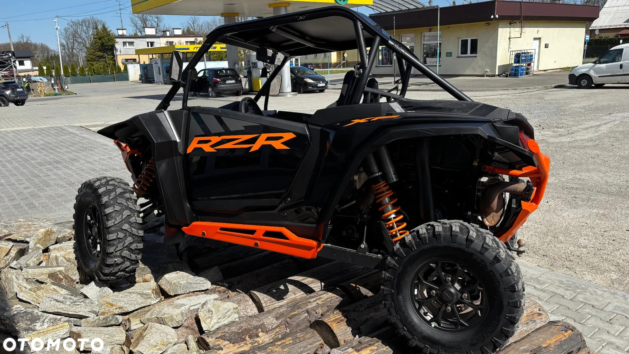 Polaris RZR
