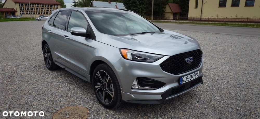 Ford Edge - 2
