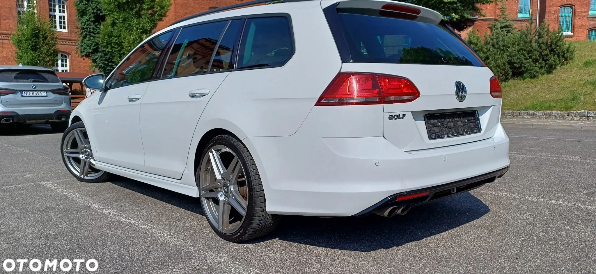 Volkswagen Golf - 19