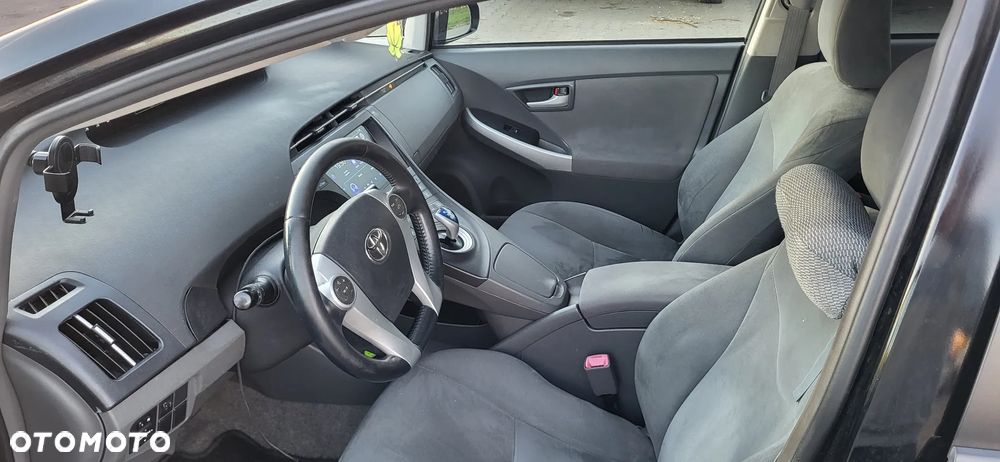 Toyota Prius 1.8 HSD Luna - 6