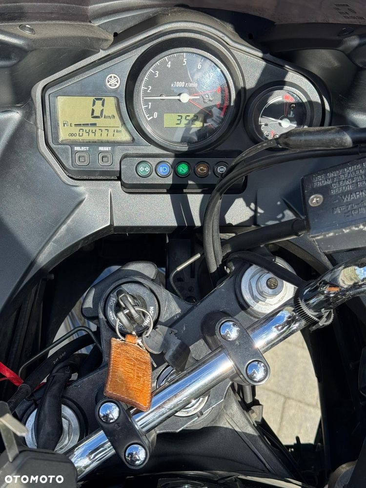 Yamaha TDM - 18