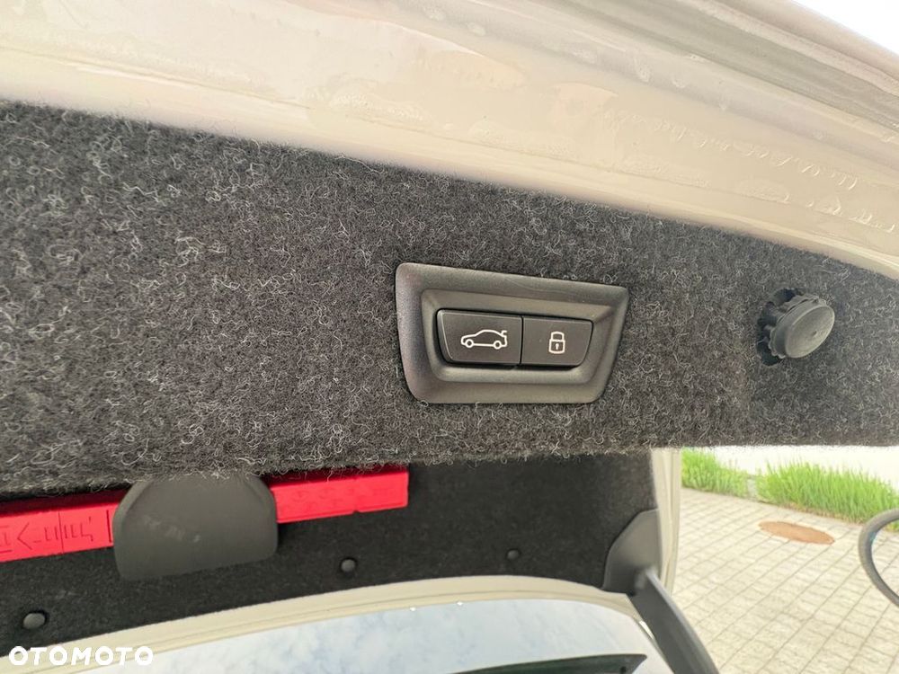 BMW Seria 5 - 12