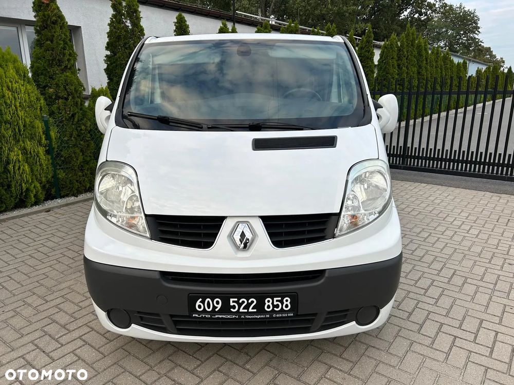 Renault Trafic 2.5 dCi FAP 150 L2H1 Komfort - 11