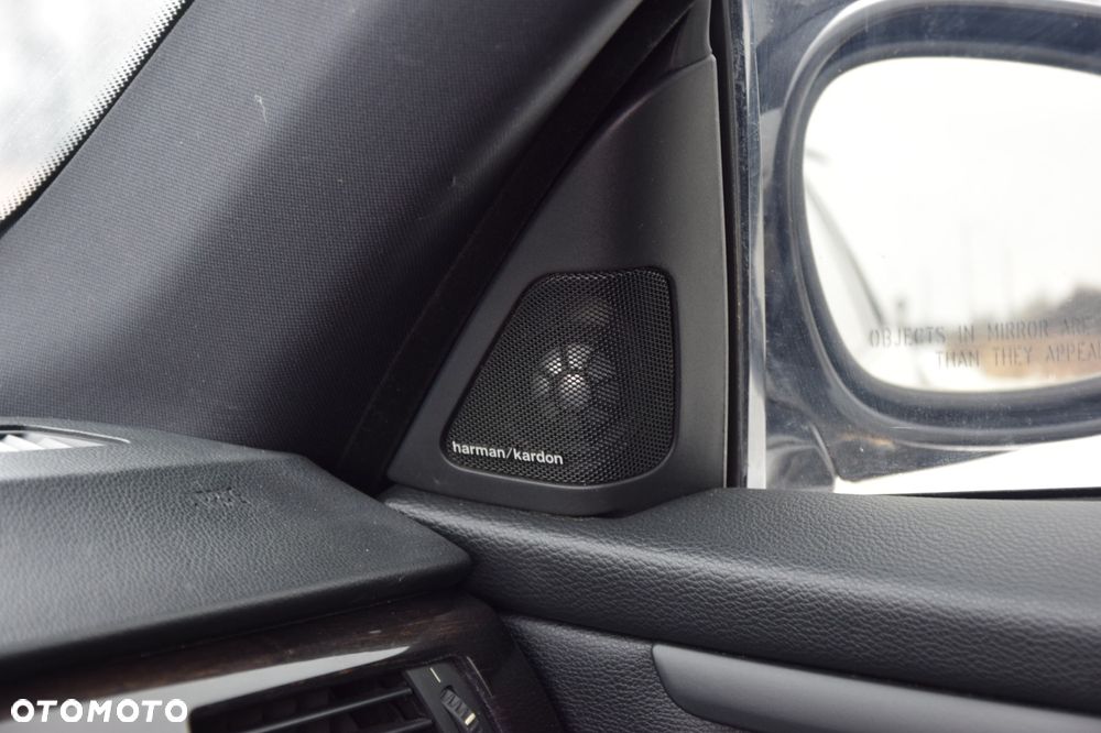 BMW Seria 3 335i M Sport Edition - 30