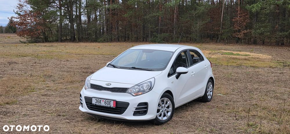Kia Rio 1.2 L - 2