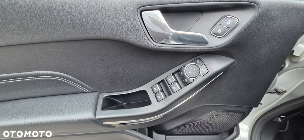 Ford Fiesta 1.0 EcoBoost S&S ACTIVE - 29