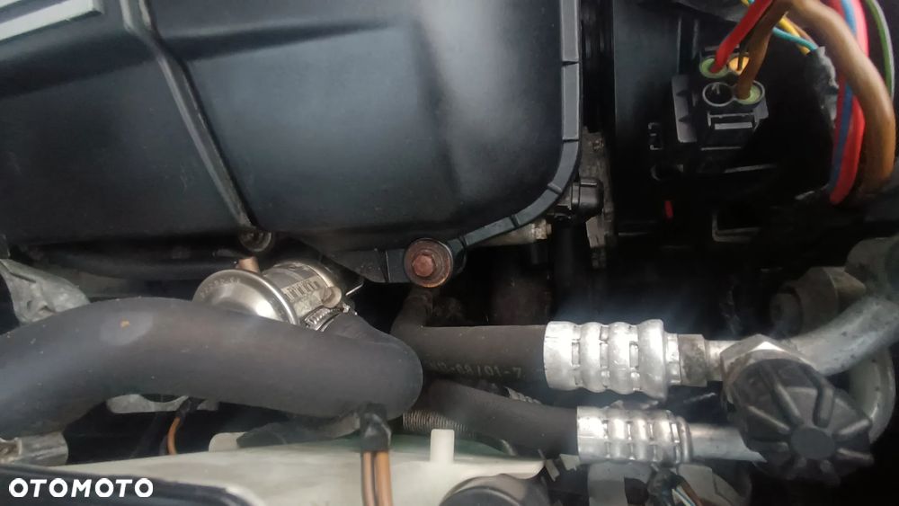 BMW Seria 3 320i - 13