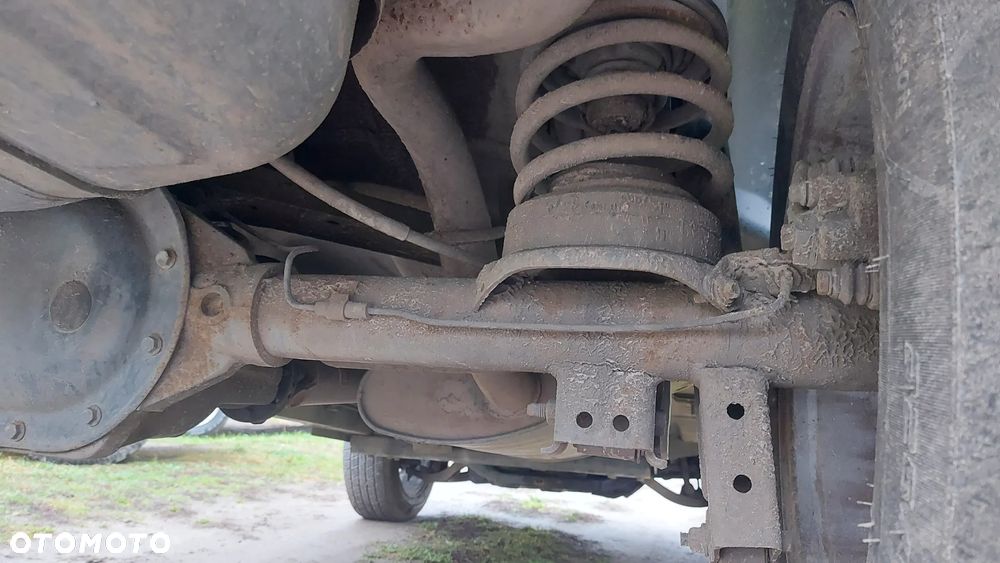 Jeep Cherokee 2.8 CRD Limited - 26