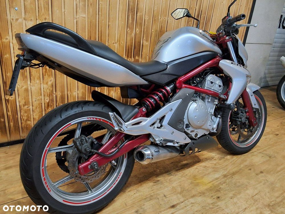 Kawasaki ER - 14