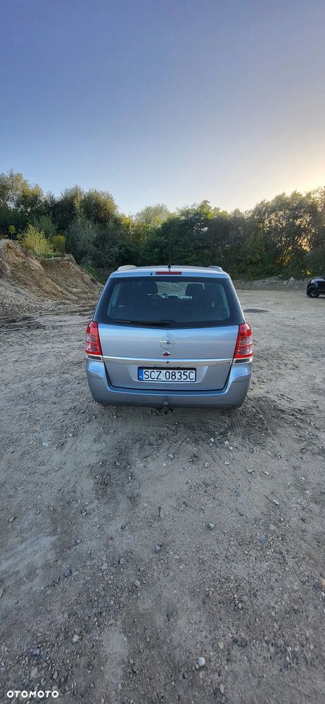 Opel Zafira 1.7 CDTI Essentia - 9