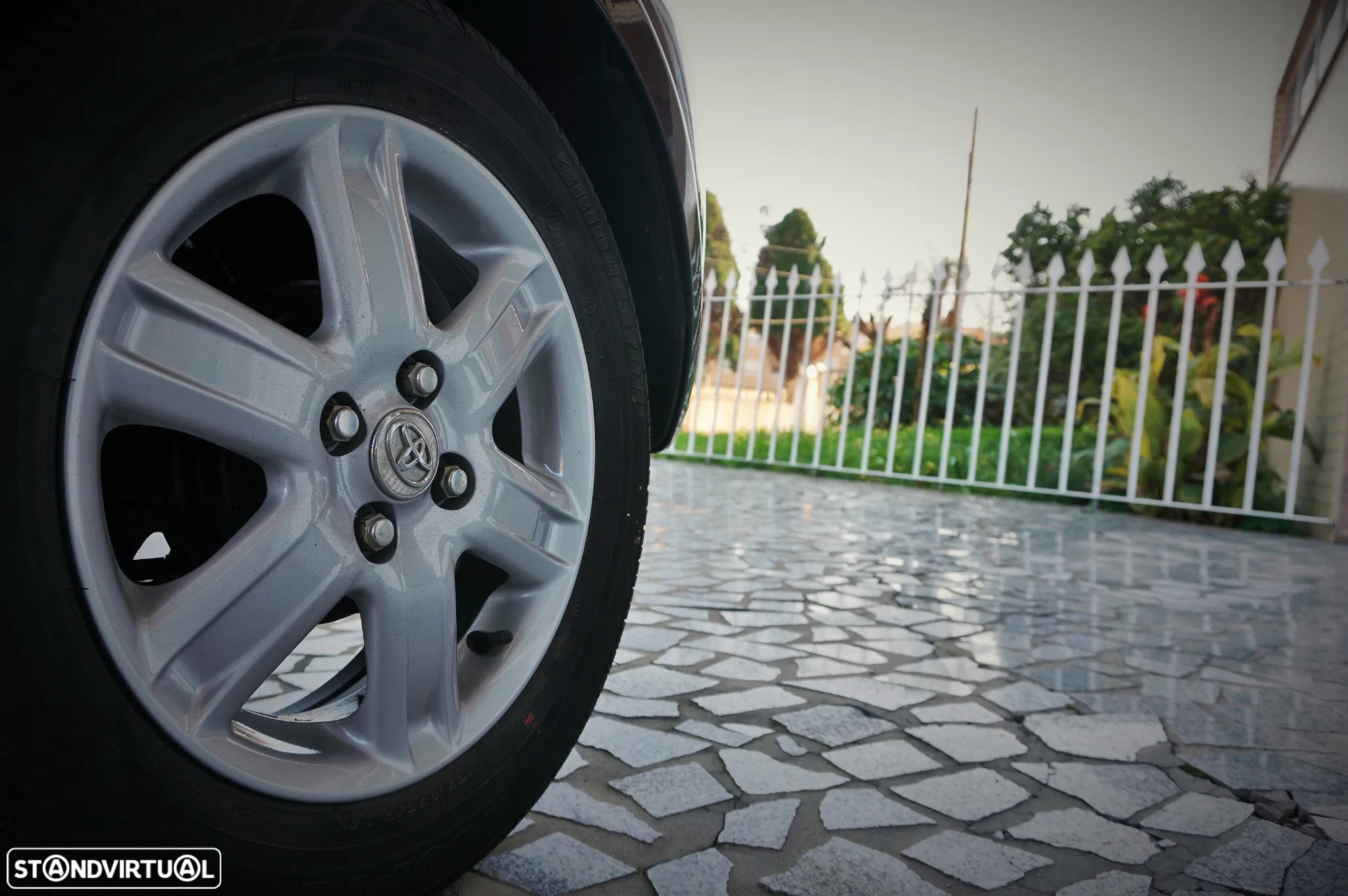 Toyota iQ 1.0 VVT-i - 30