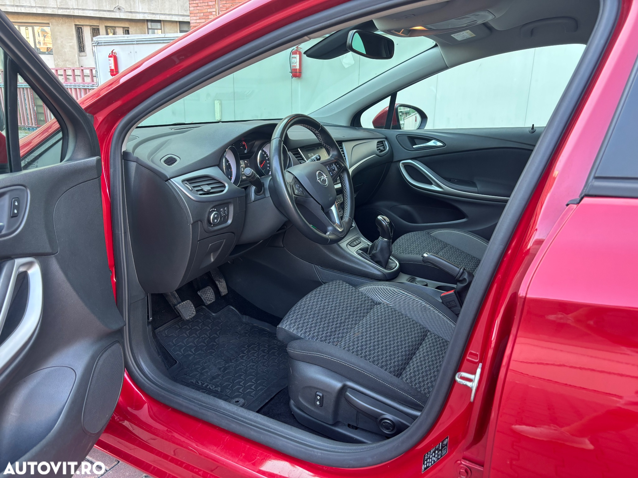 Opel Astra 1.2 Turbo Start/Stop Business Edition - 20