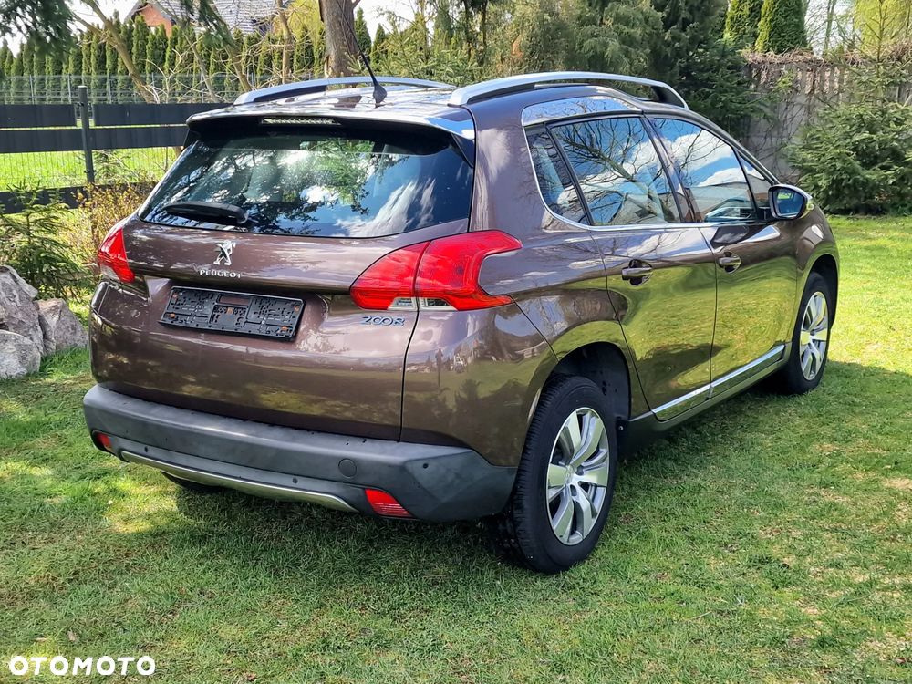 Peugeot 2008 120 VTI Allure - 4