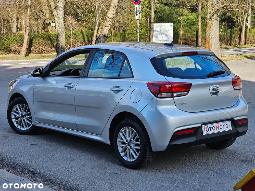 Kia Rio 1.2 Spirit - 4