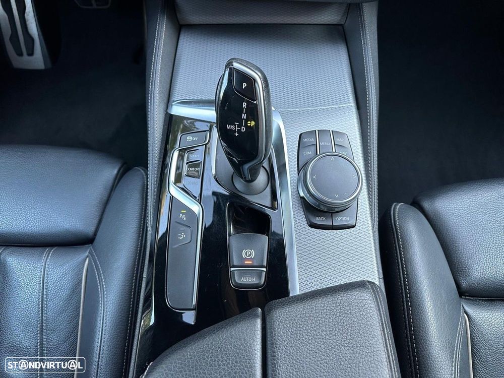 BMW 630 Gran Turismo d Pack M - 43