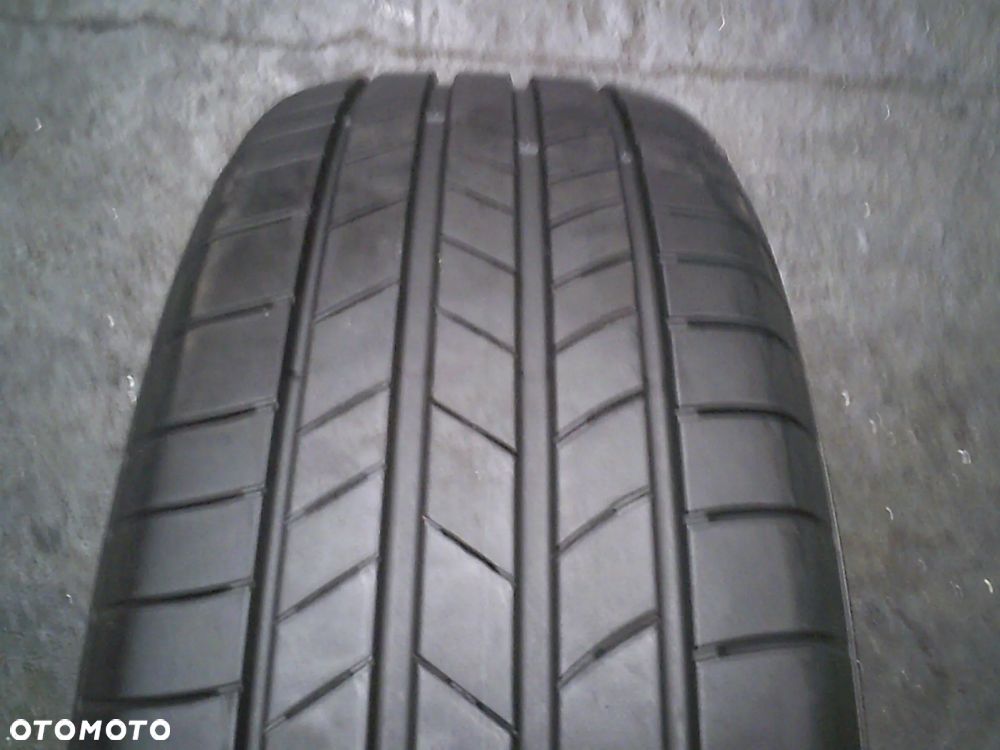 KUMHO Ecsta PS71 215/65R17 5,9mm 2024 - 1