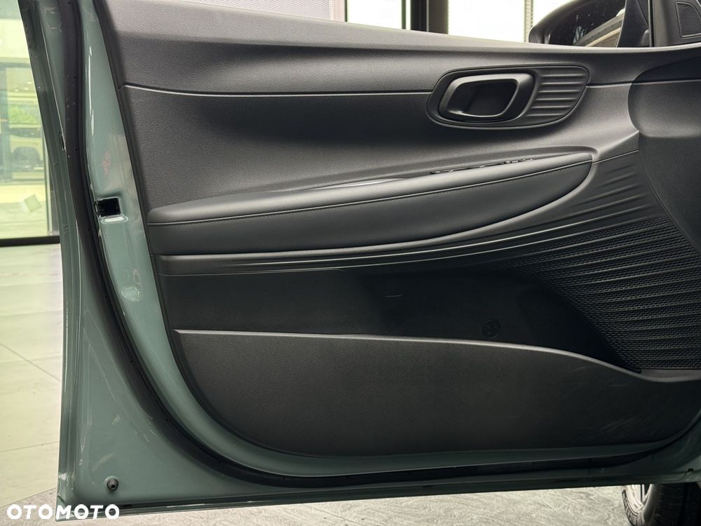 Hyundai Bayon 1.0 T-GDI Smart - 14