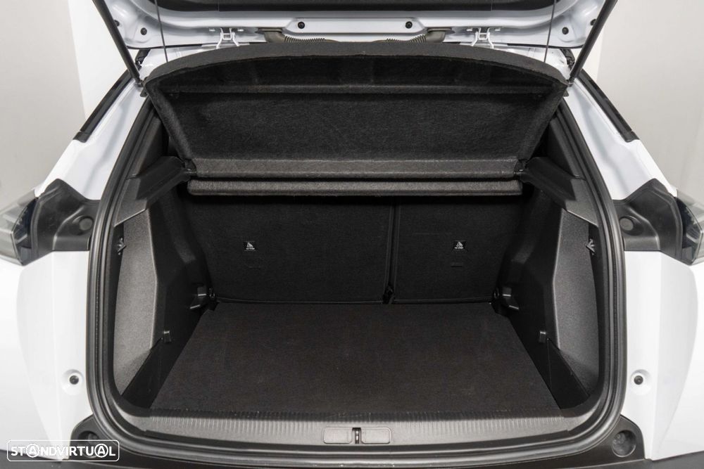 Peugeot 2008 1.2 PureTech Allure Pack EAT8 - 14