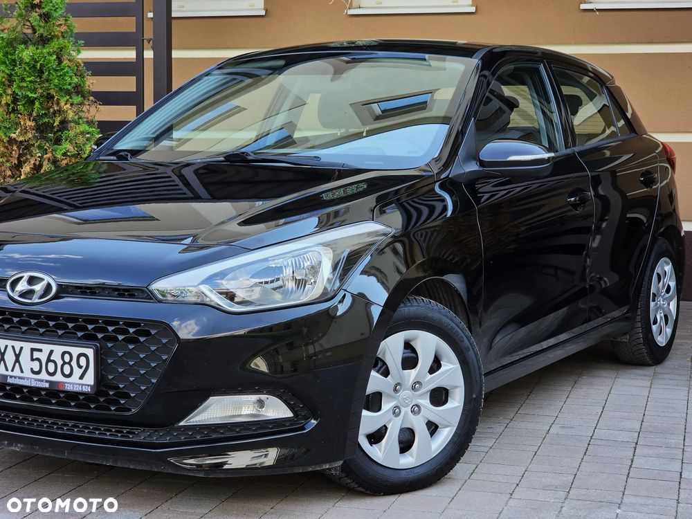 Hyundai i20 1.2 - 10