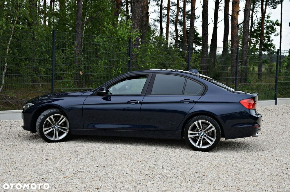 BMW Seria 3 318d Blue Performance Sport Line - 22
