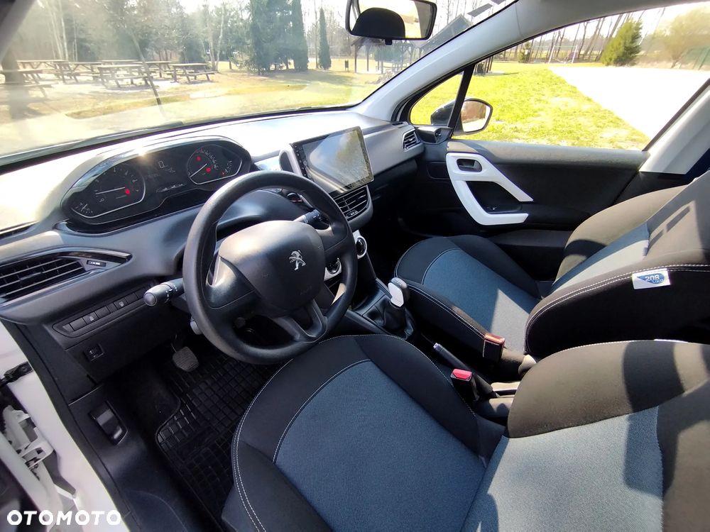 Peugeot 208 PureTech 68 Like - 13