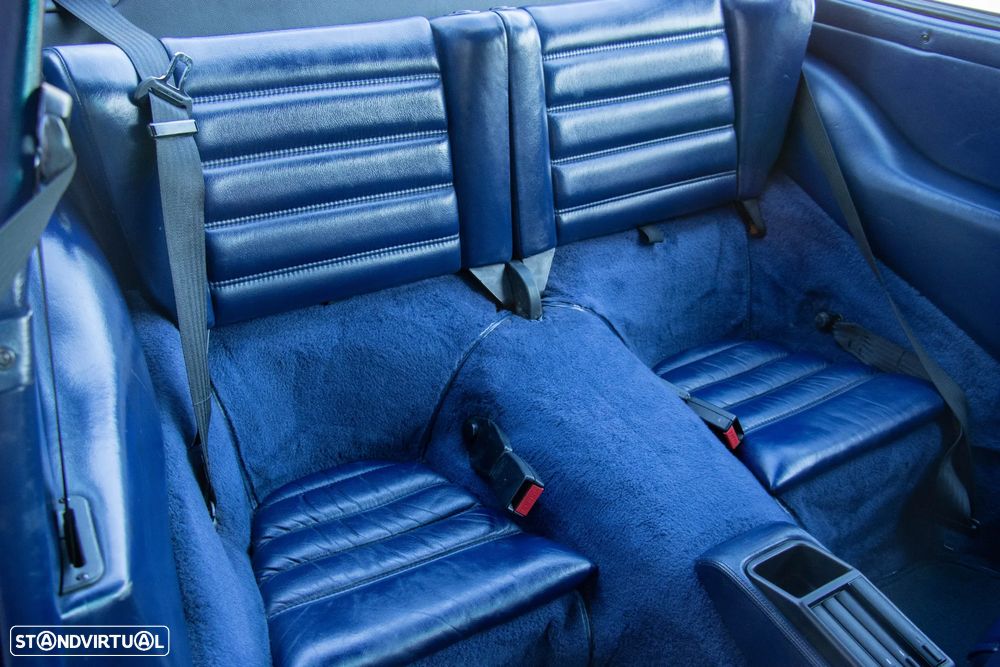 Porsche 911 (964) Coupé 3.3 Turbo II - 41