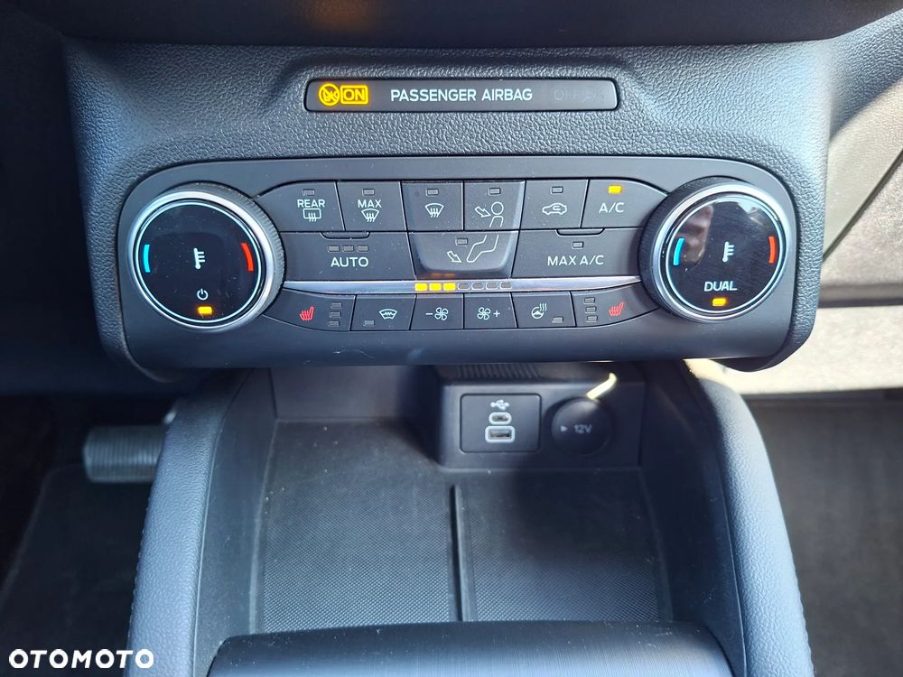 Ford Kuga 2.5 FHEV FWD Titanium X - 24