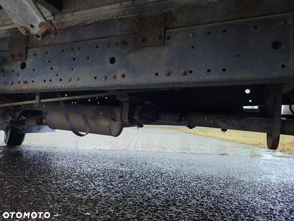 Mitsubishi Canter - 12