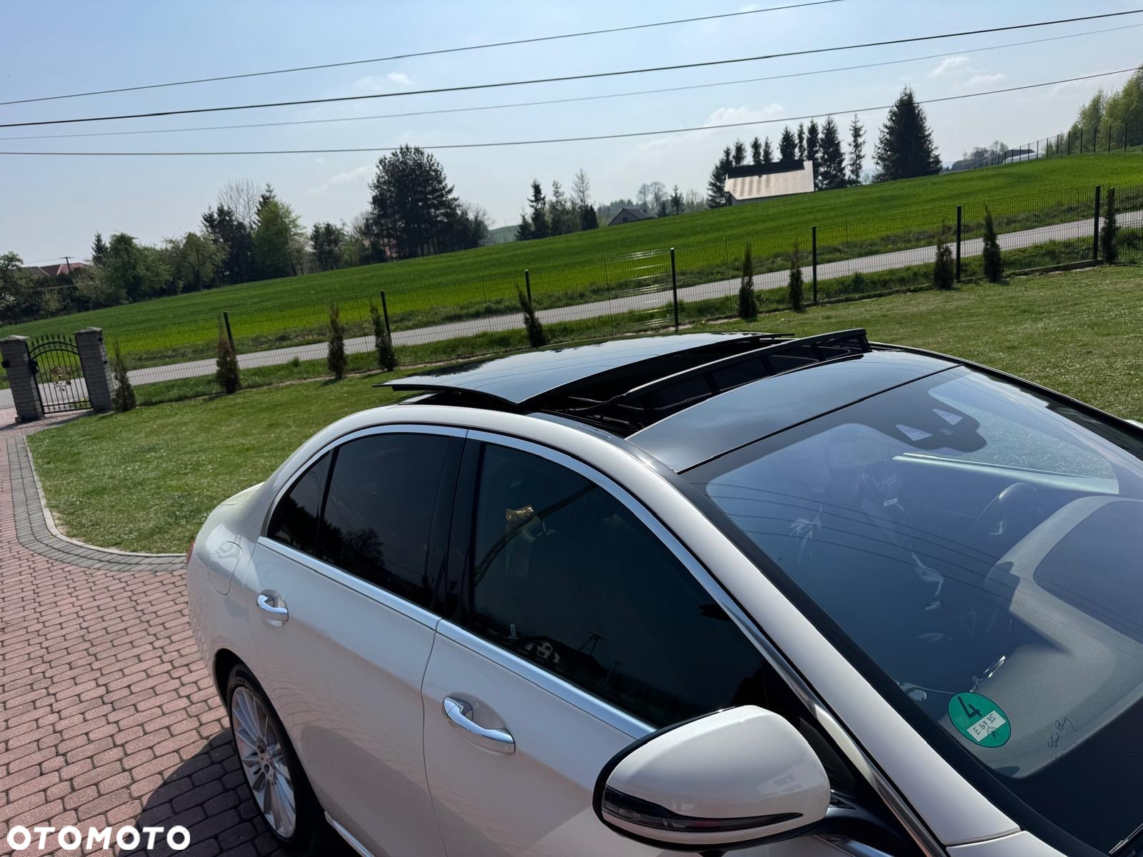 Mercedes-Benz Klasa E 200 d T 9G-TRONIC Avantgarde - 10