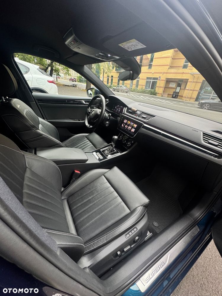 Skoda Superb 2.0 TDI SCR L&K DSG - 9