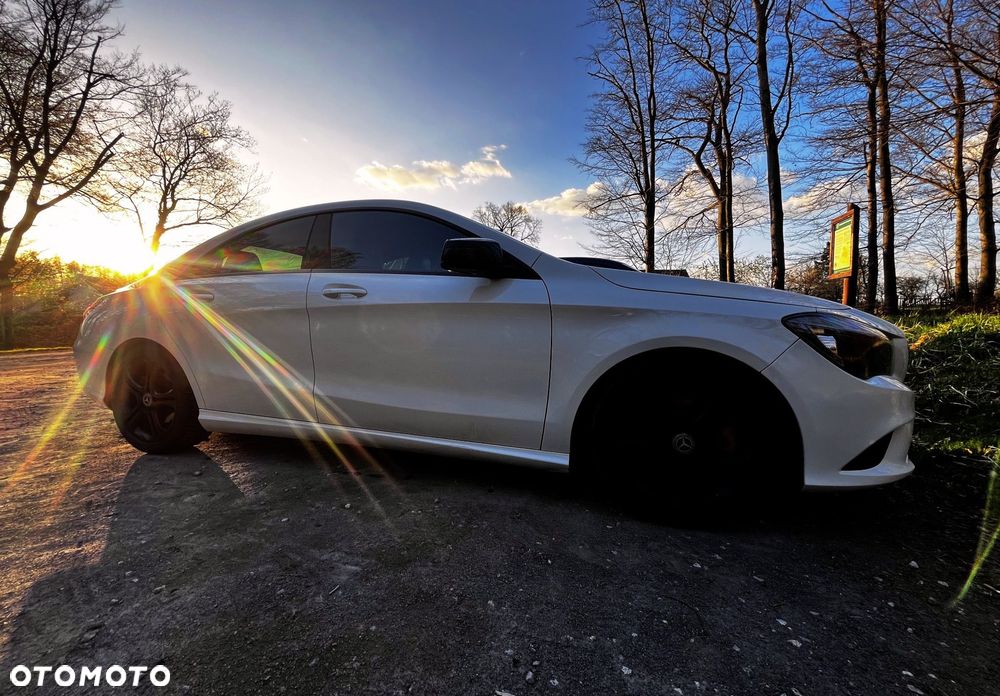 Mercedes-Benz CLA 250 4Matic 7G-DCT - 6