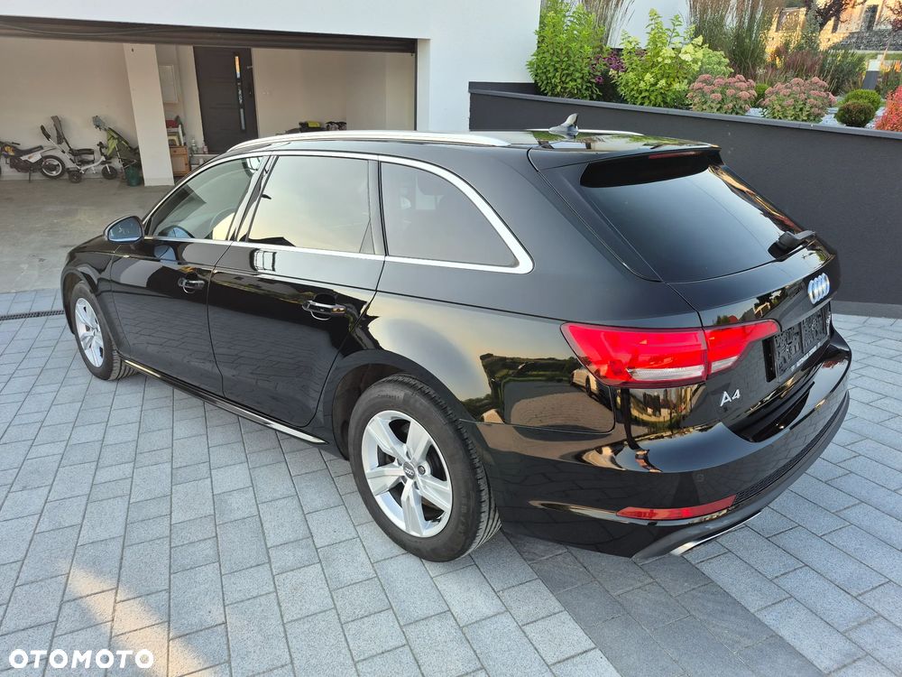 Audi A4 Avant - 4