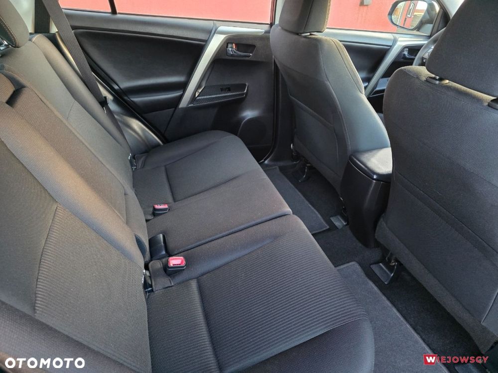 Toyota RAV4 - 16