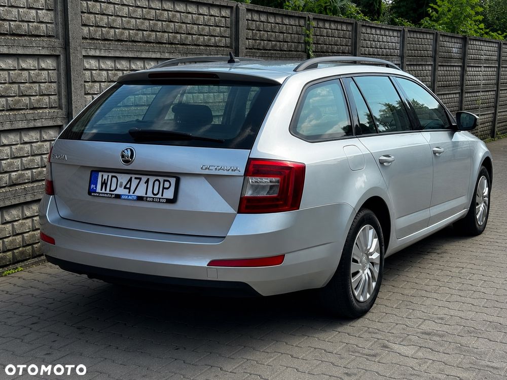 Skoda Octavia 1.6 TDI Ambition - 2