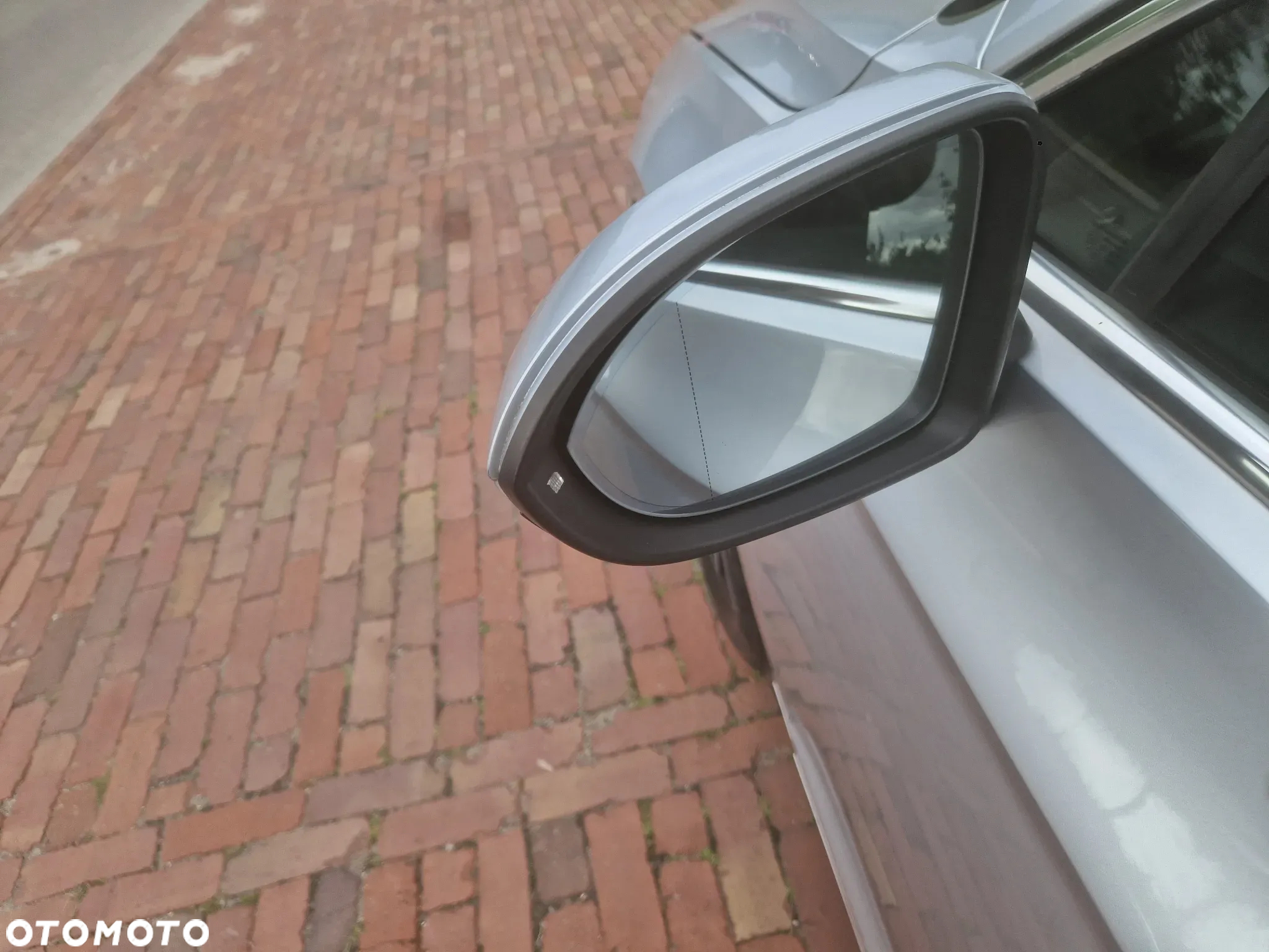 Volkswagen Passat 2.0 TDI 4Mot Elegance DSG - 31