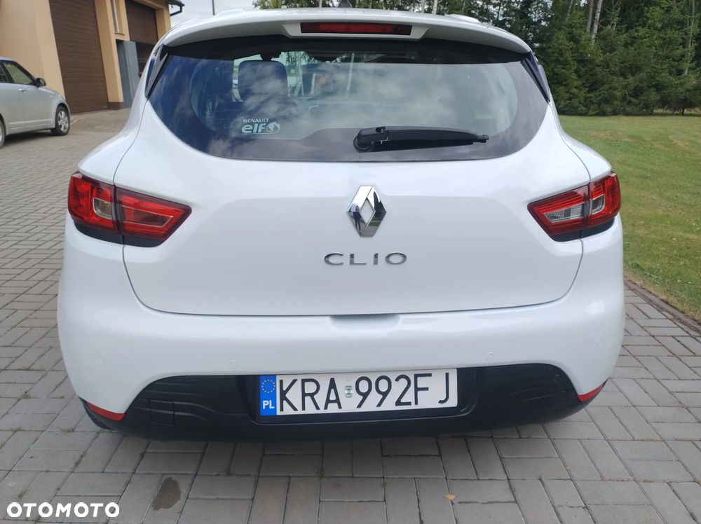 Renault Clio 1.2 16V 75 Life - 8