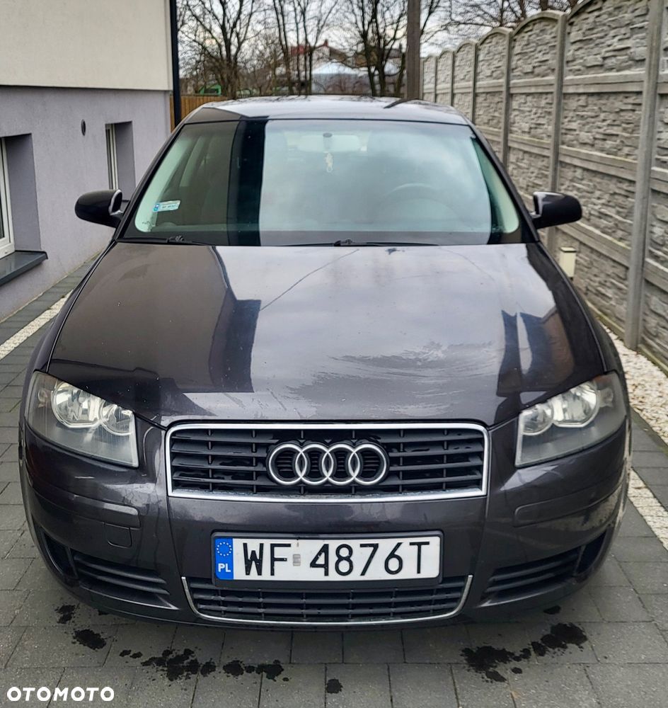Audi A3 1.6 Ambiente - 1
