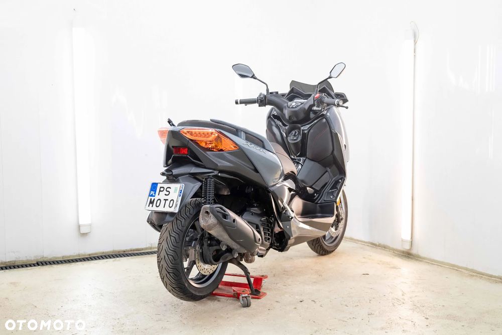 Yamaha X-max - 6