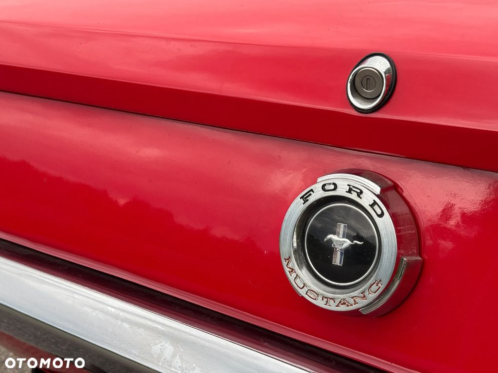 Ford Mustang - 22