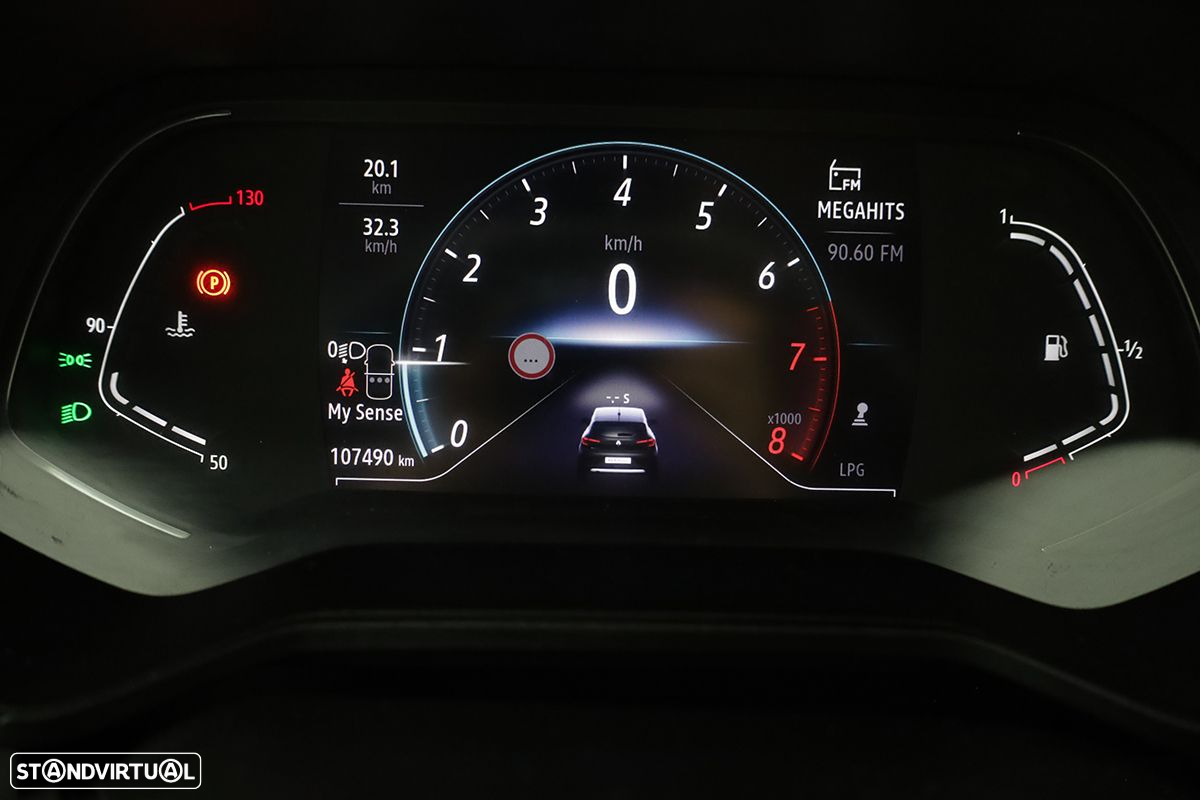 Renault Clio 1.0 TCe Techno Bi-Fuel - 16