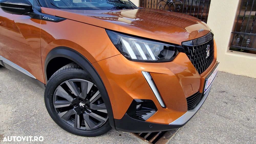 Peugeot 2008 1.2 L PureTech STT EAT8 GT Line - 34