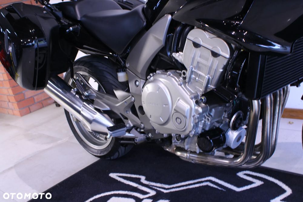 Honda CBF - 32