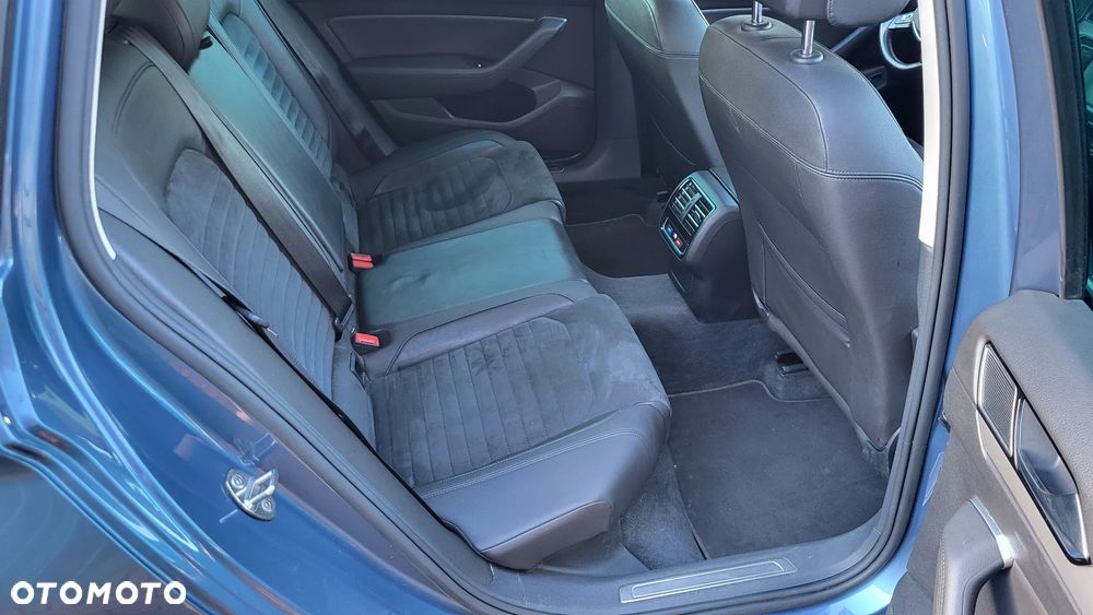 Volkswagen Passat 2.0 TDI BMT 4Mot Highline - 21